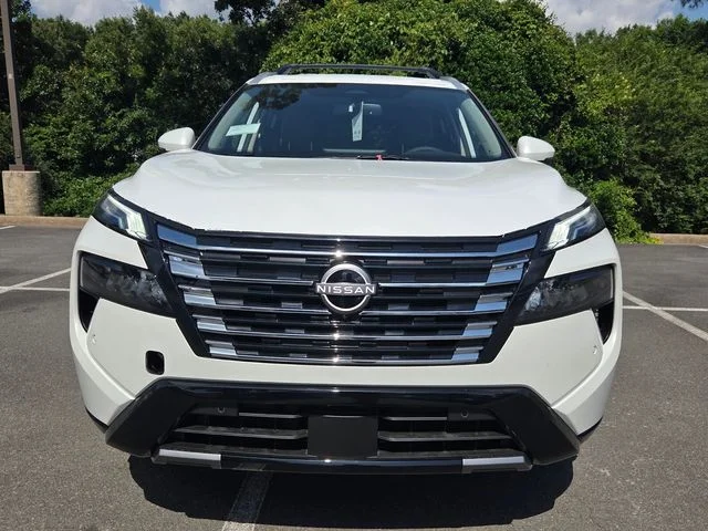 New 2026 Everest White Pearl TriCoat Nissan Platinum image 7