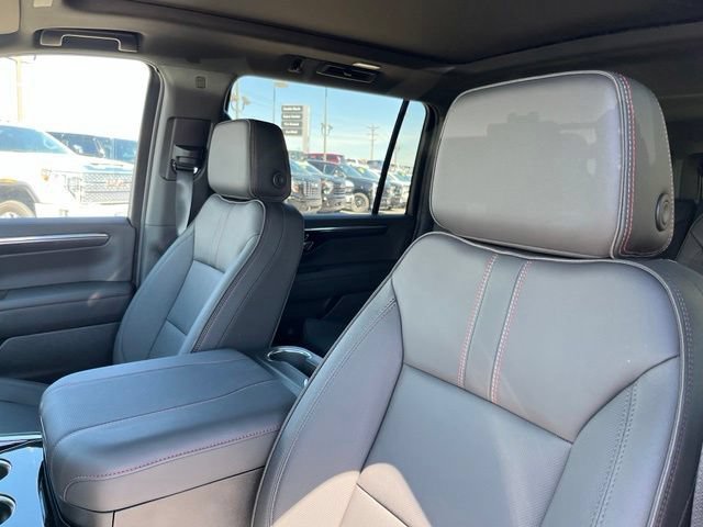 2026 Chevrolet Suburban RST - Photo 14