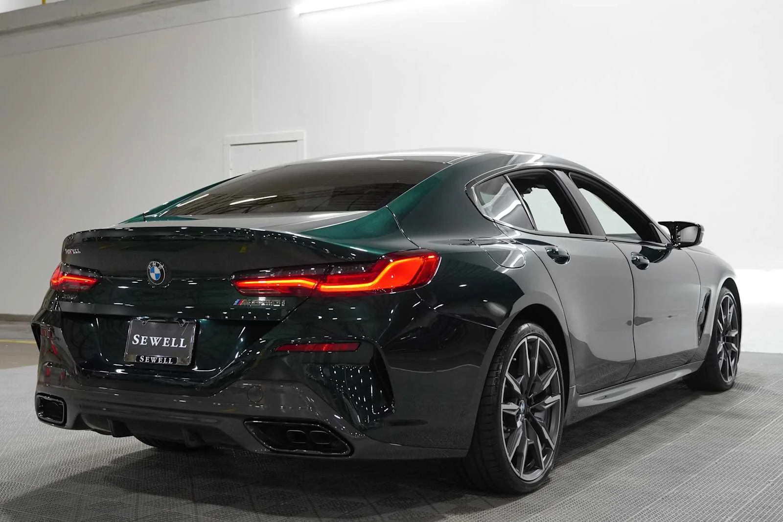 New 2026 Special Order Color BMW M850i image 2