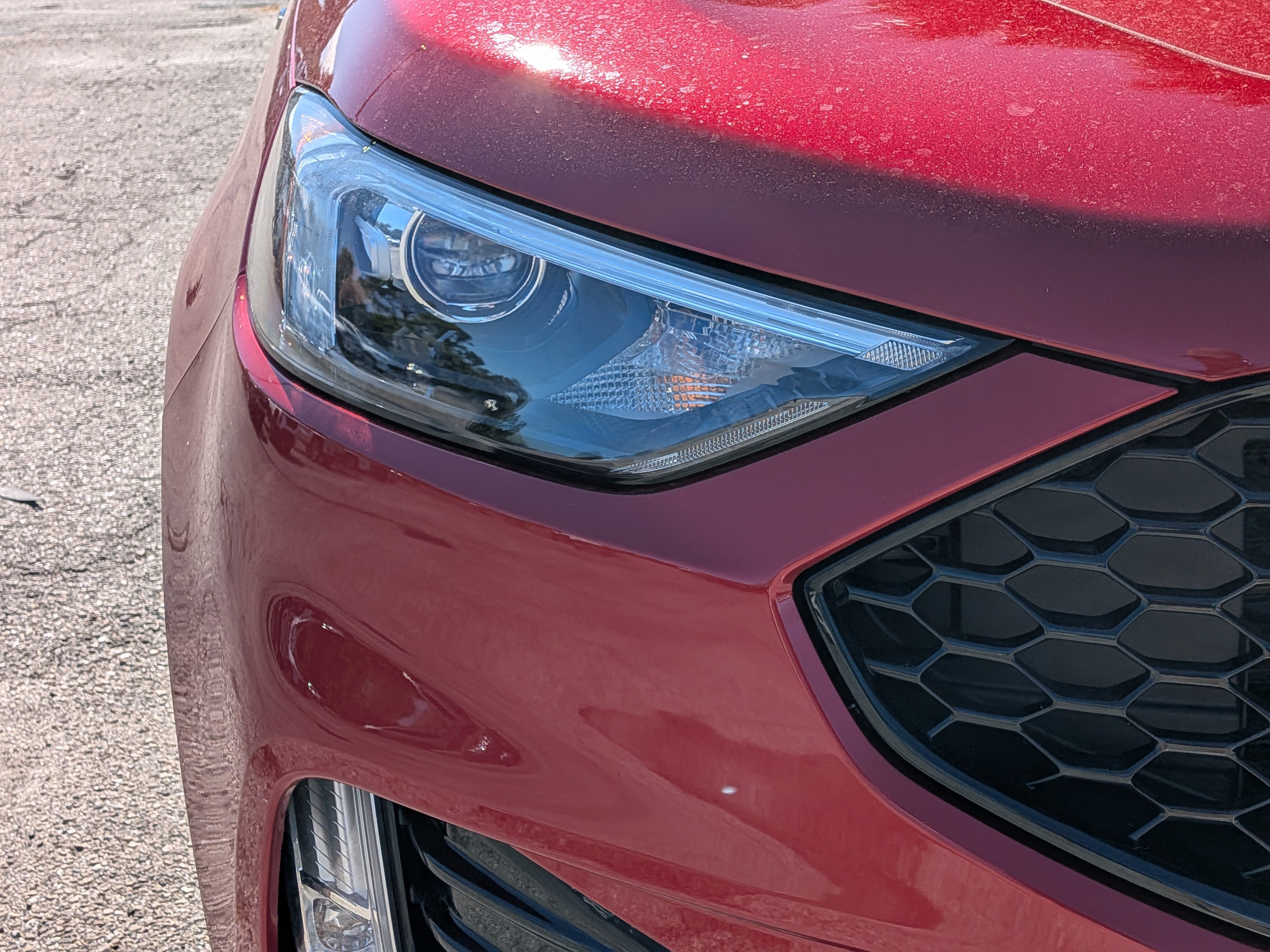 Used 2024 Rapid Red Metallic Tinted Clearcoat Ford ST-Line image 10