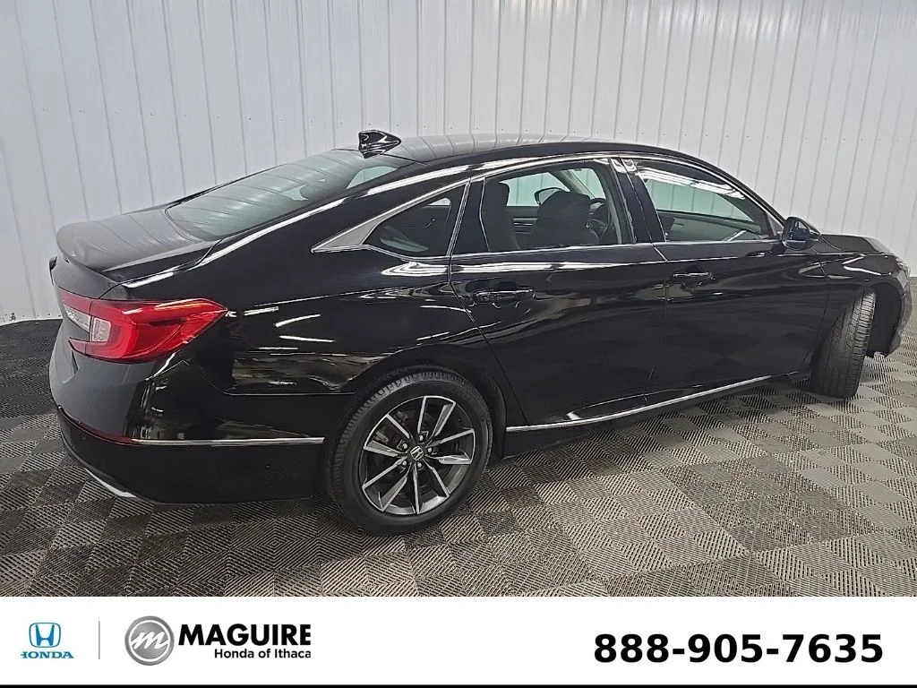 Used 2022 Black Honda EX-L image 3