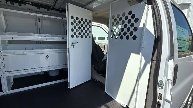 2026 Chevrolet Express Cargo Work Van - Photo 33
