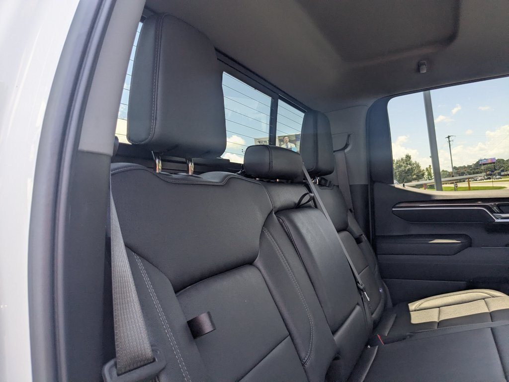 Used 2026 Summit White Chevrolet LT image 25