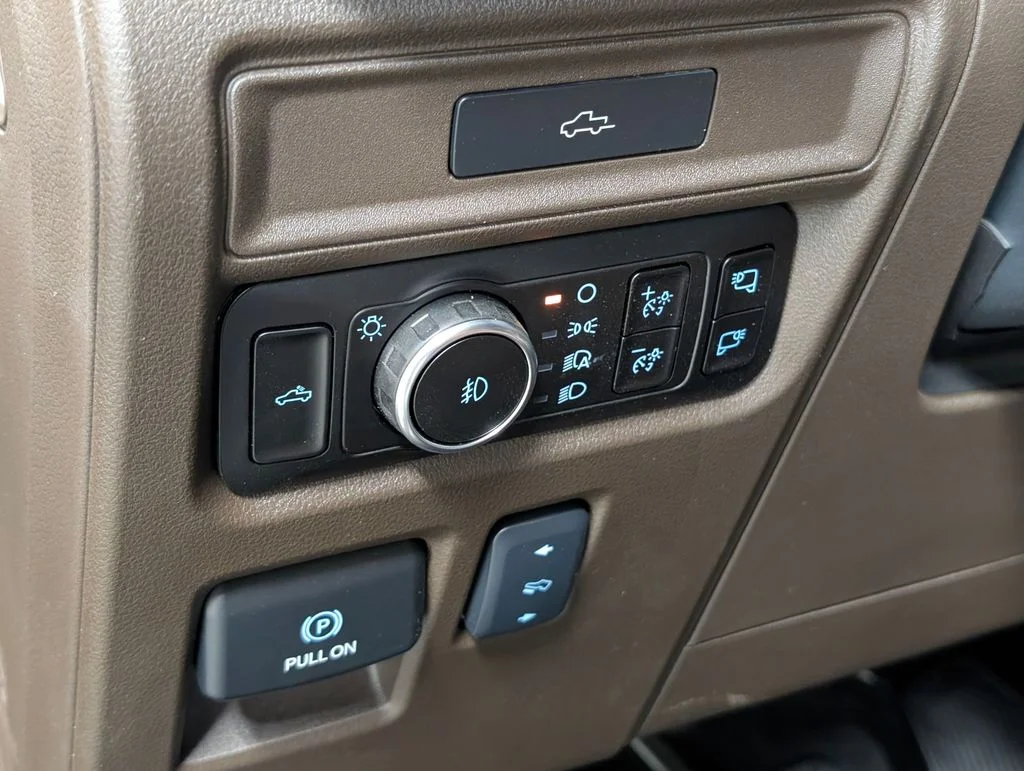 New 2026 Carbonized Gray Metallic Ford King Ranch® image 14