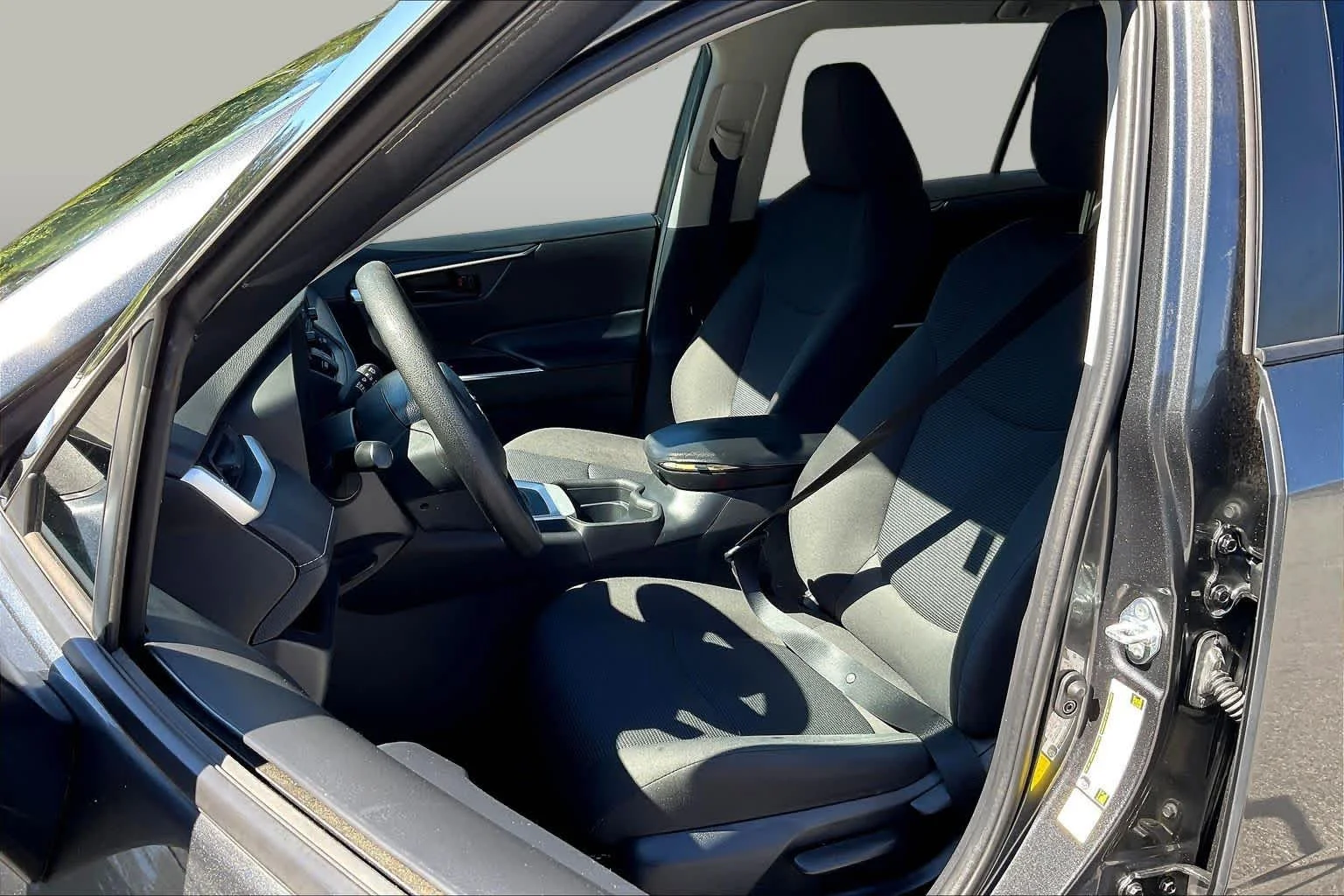 Used 2020 Magnetic Gray Metallic Toyota LE image 8