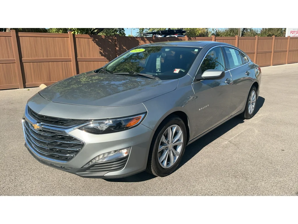Used 2024 STERLING GRAY METALLIC Chevrolet LT image 1