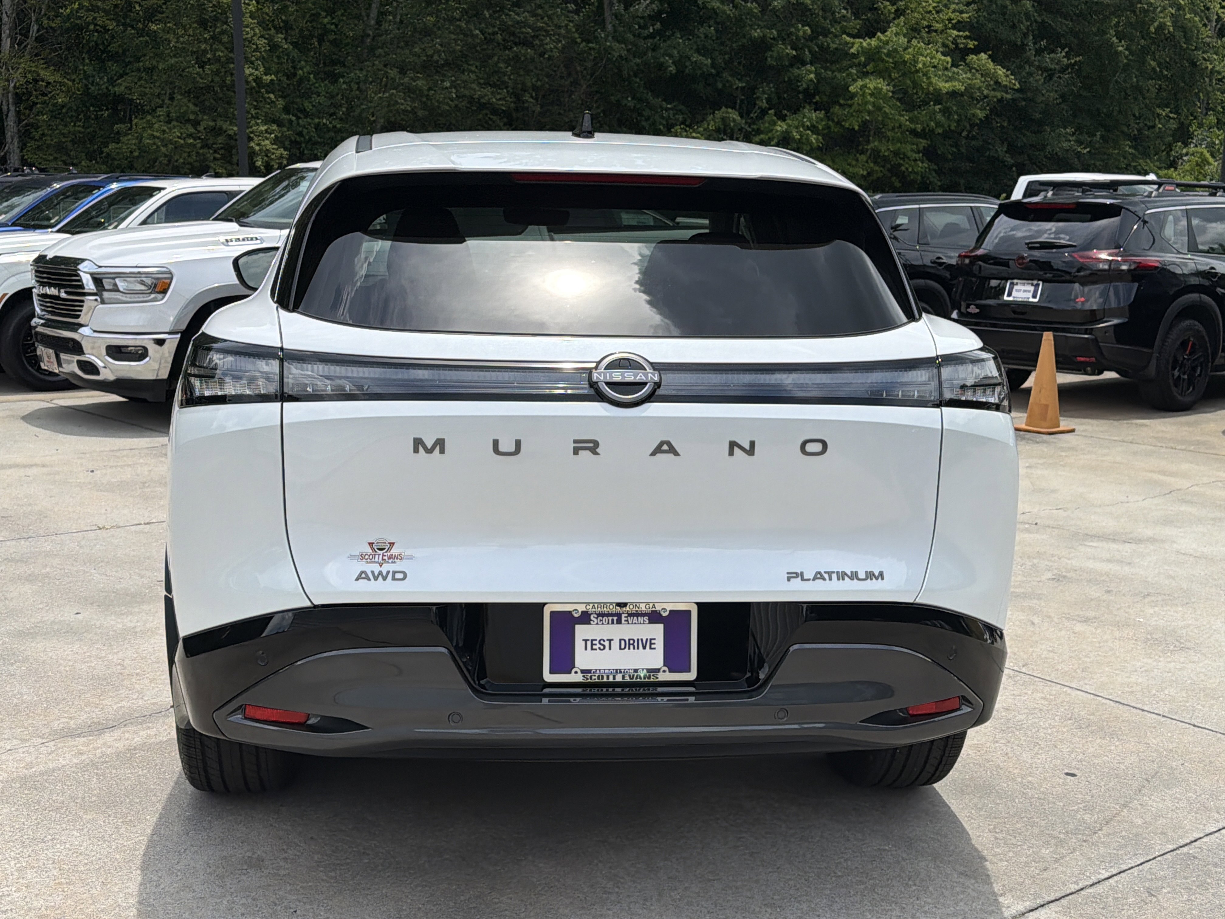 New 2026 Everest White Pearl Tricoat Nissan Platinum image 7