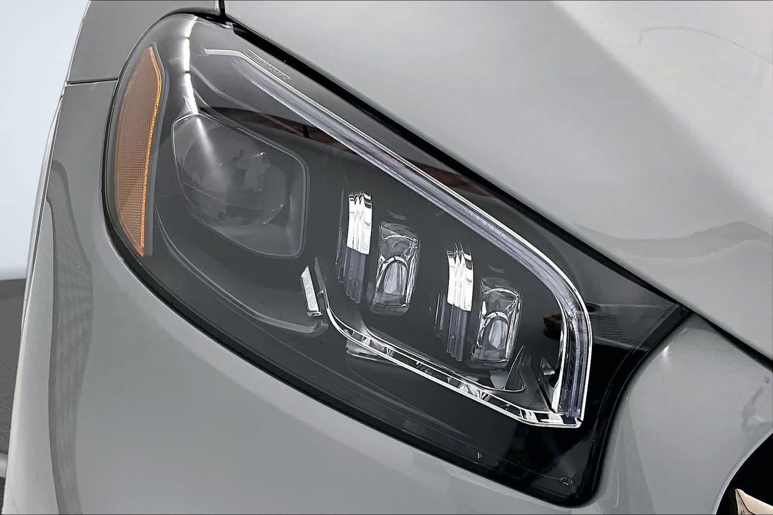New 2026 MANUFAKTUR Alpine Grey Mercedes-Benz GLS 450 image 21