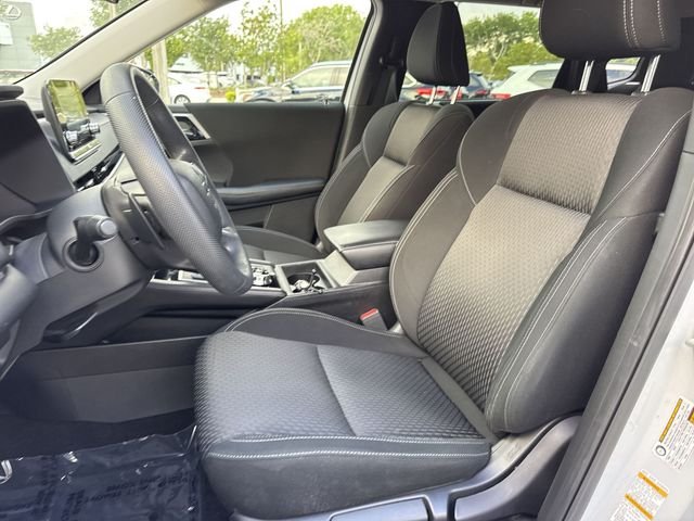 2022 Mitsubishi Outlander ES - Photo 11