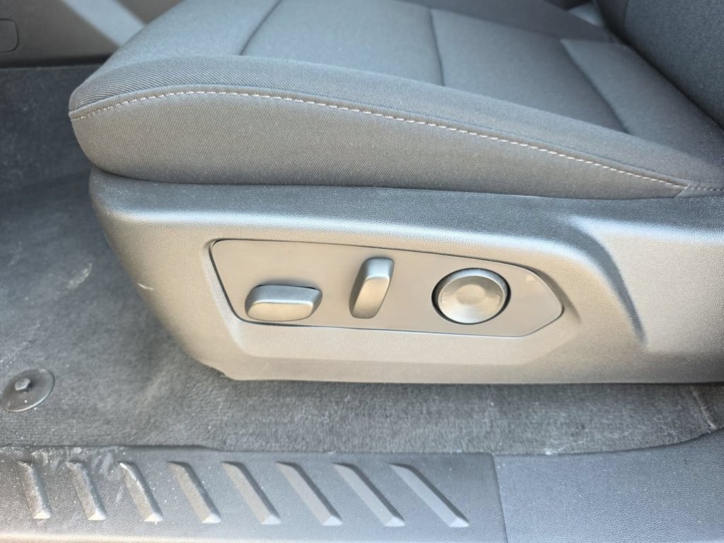2026 Chevrolet Colorado Work Truck - Photo 15