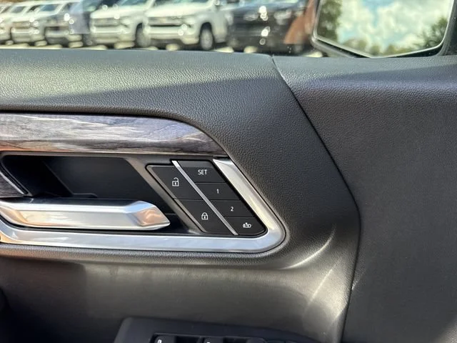 2026 Chevrolet Silverado 1500 LTZ - Photo 13