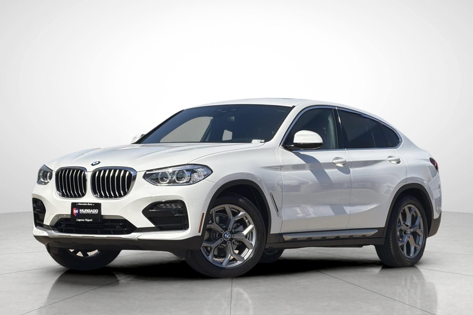 2021 BMW X4 xDrive30i's photo