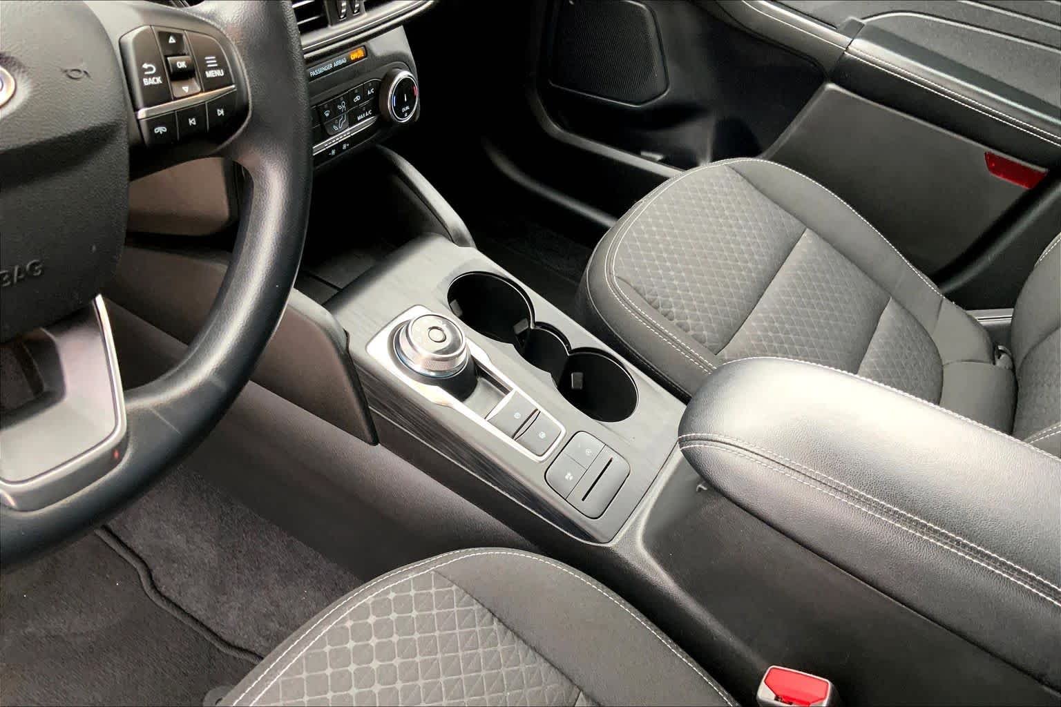 Used 2025 Agate Black Ford Active image 16