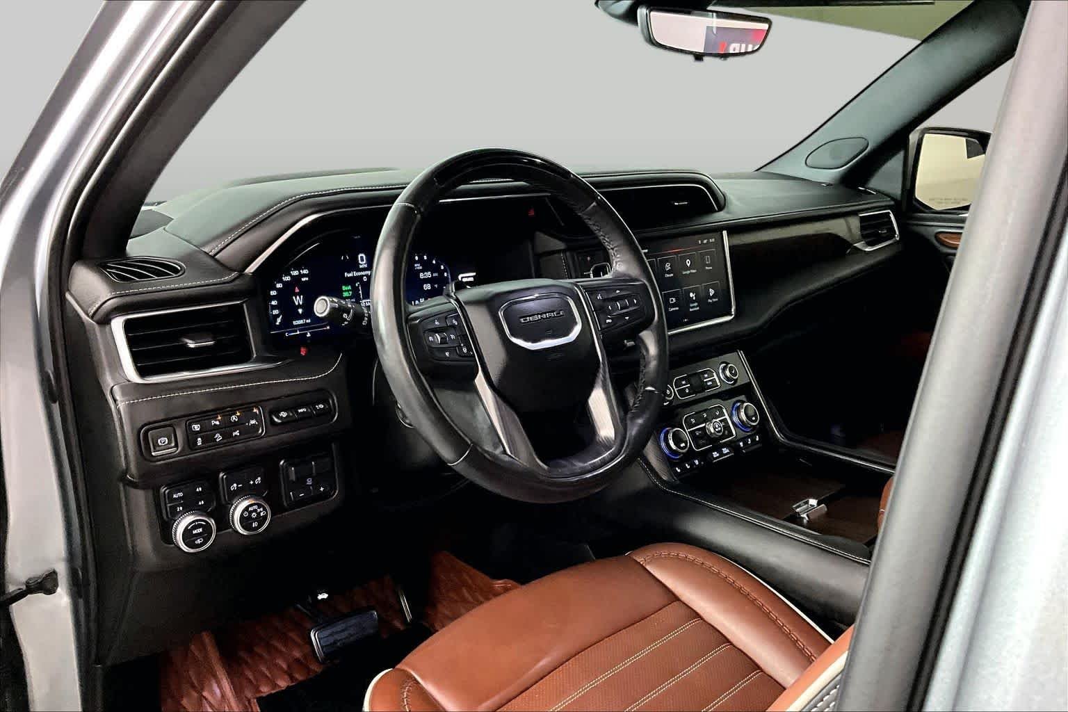 Used 2023 Sterling Metallic GMC Denali Ultimate image 16