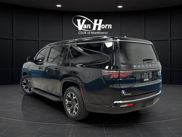 Used 2023 Diamond Black Jeep Series III image 5