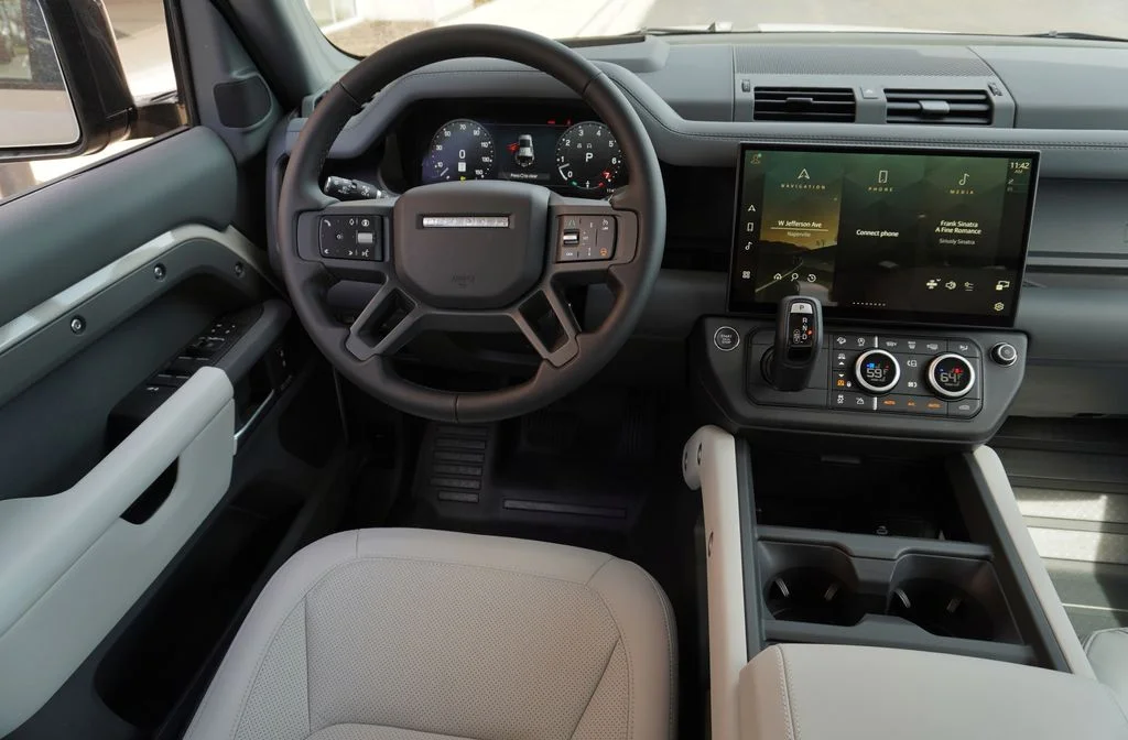 New 2026 Borasco Grey Land Rover X-Dynamic SE image 17