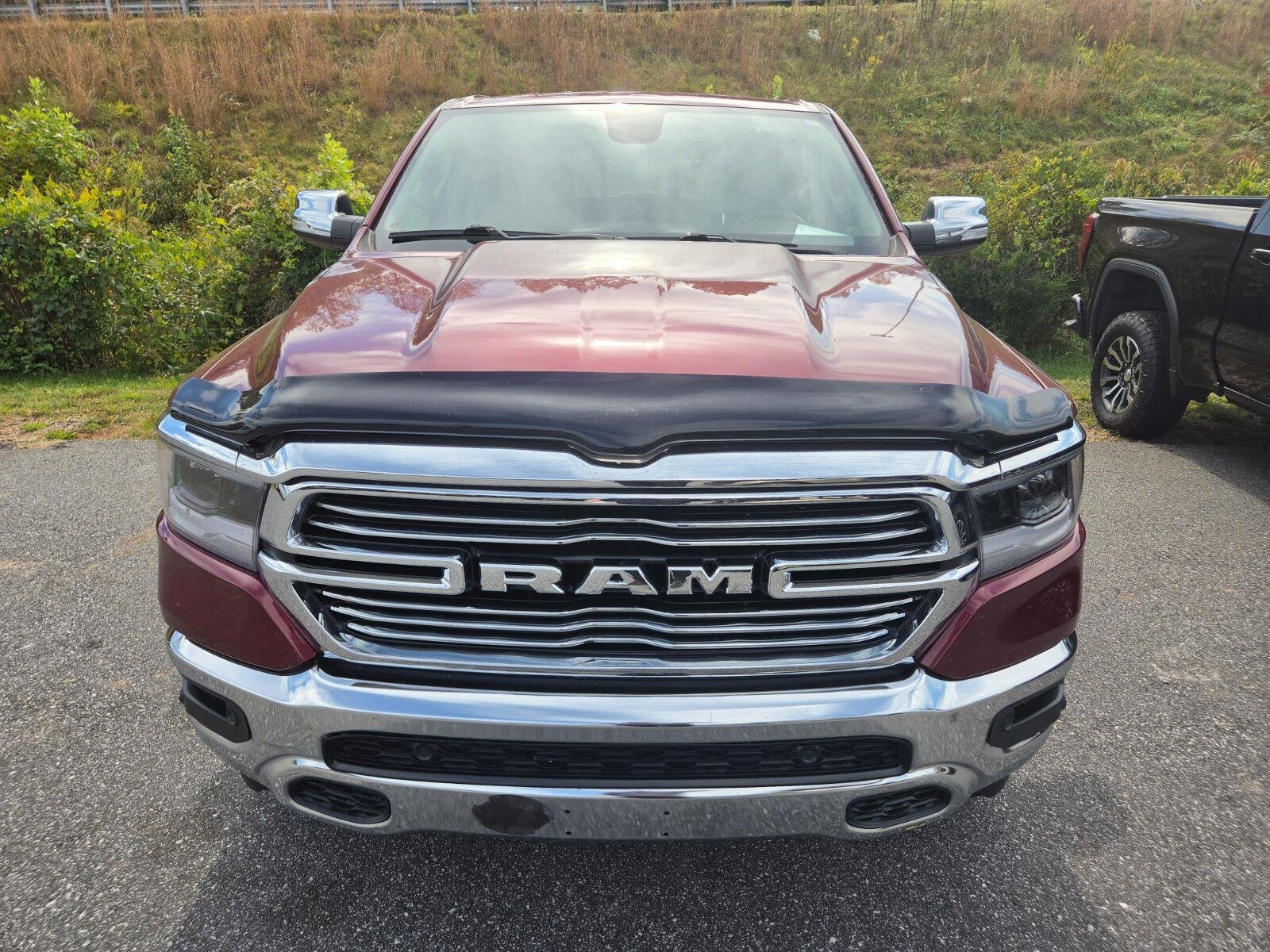 Used 2019 Delmonico Red Pearlcoat Ram Laramie image 2