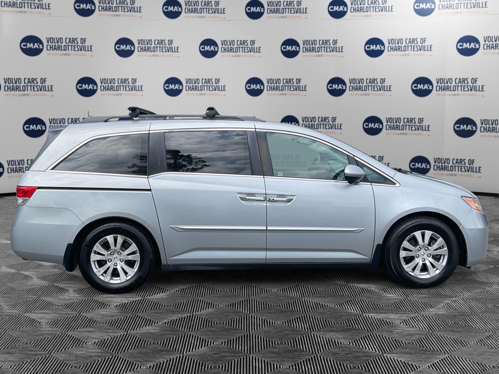 Used 2016 Lunar Silver Metallic Honda EX-L image 6