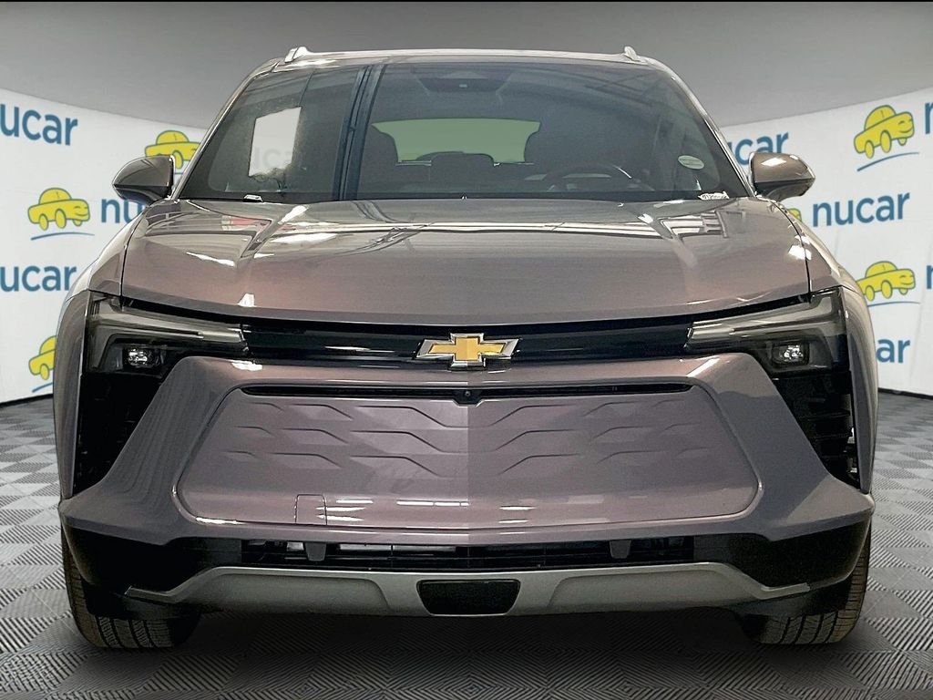 Used 2024 Gray Chevrolet LT image 2