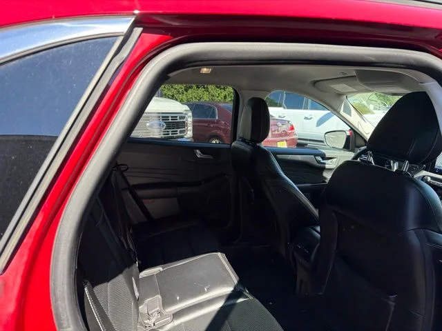 Used 2022 Red Metallic Ford SEL image 10
