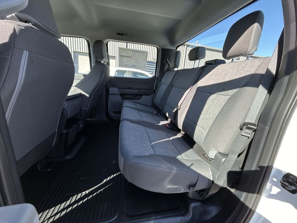 New 2026 Oxford White Ford F-350® XL image 27