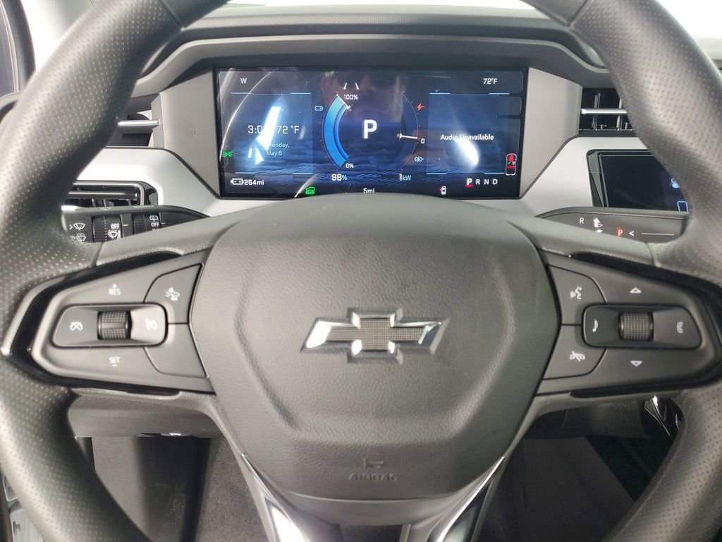 New 2027 Summit White Chevrolet LT image 22