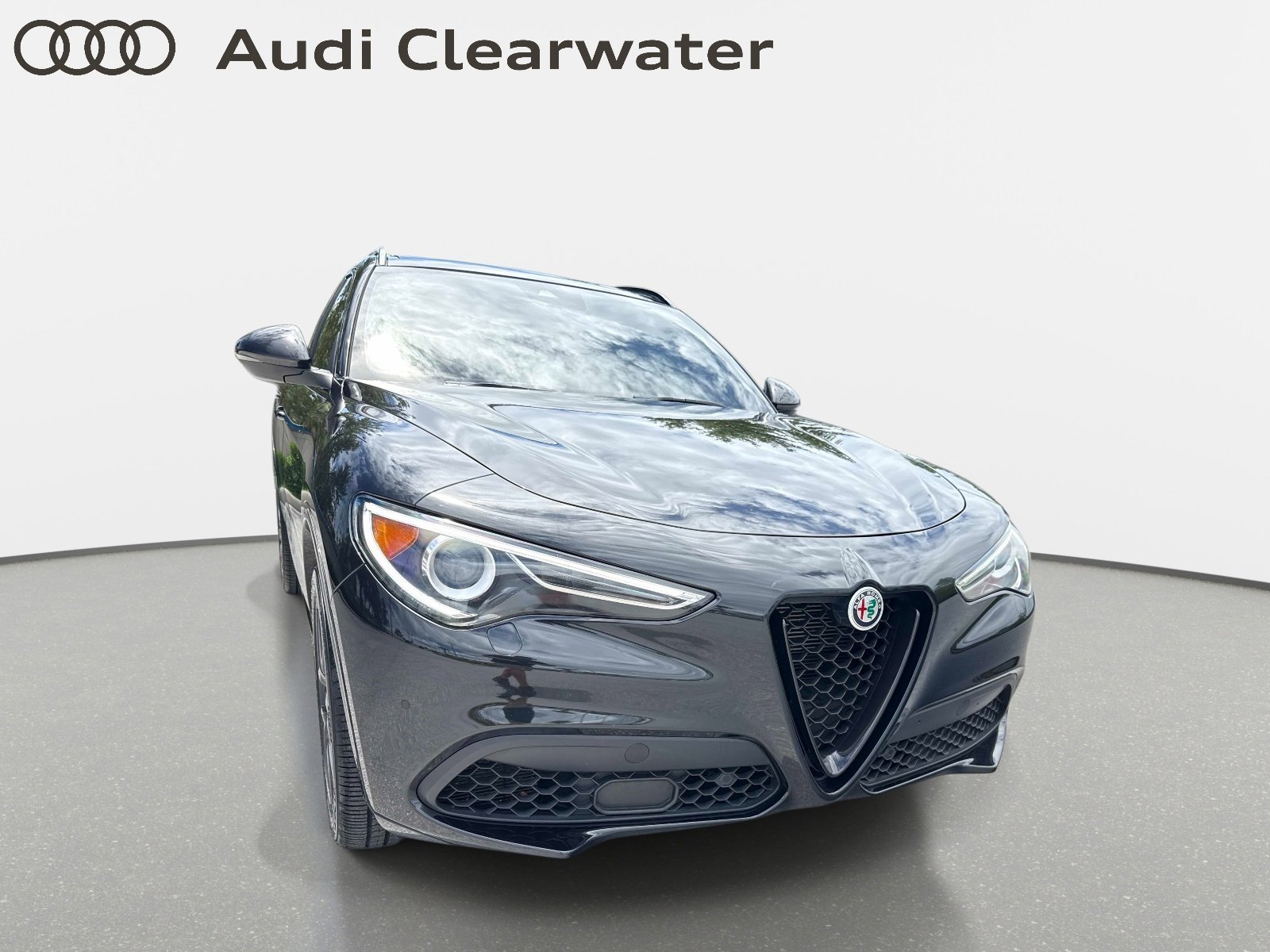 View vehicle photo 6