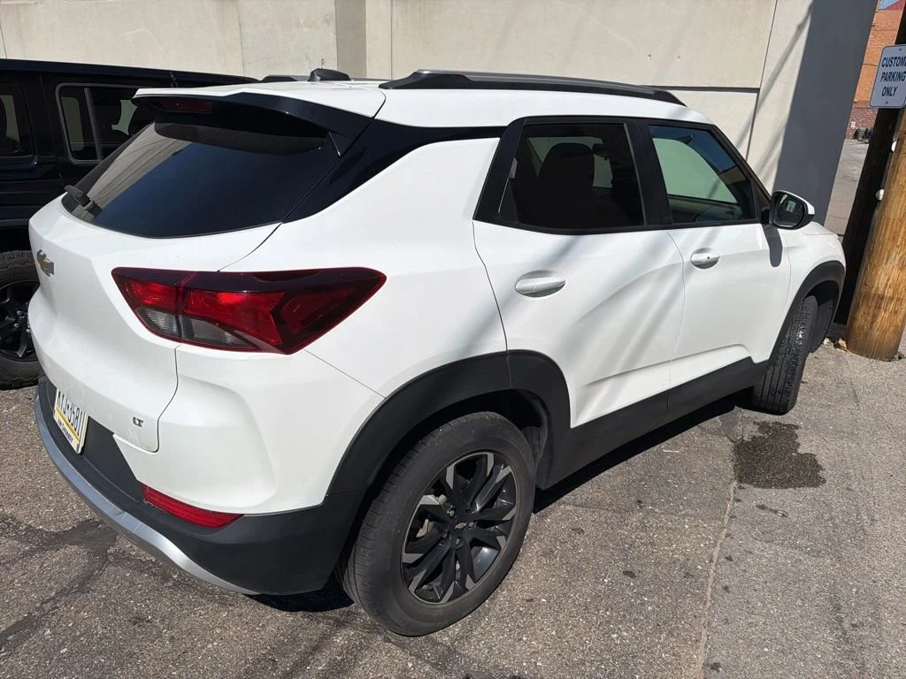 Used 2023 Summit White Chevrolet LT image 4