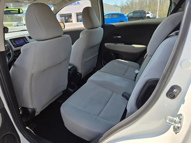 Used 2022 White Honda LX image 12