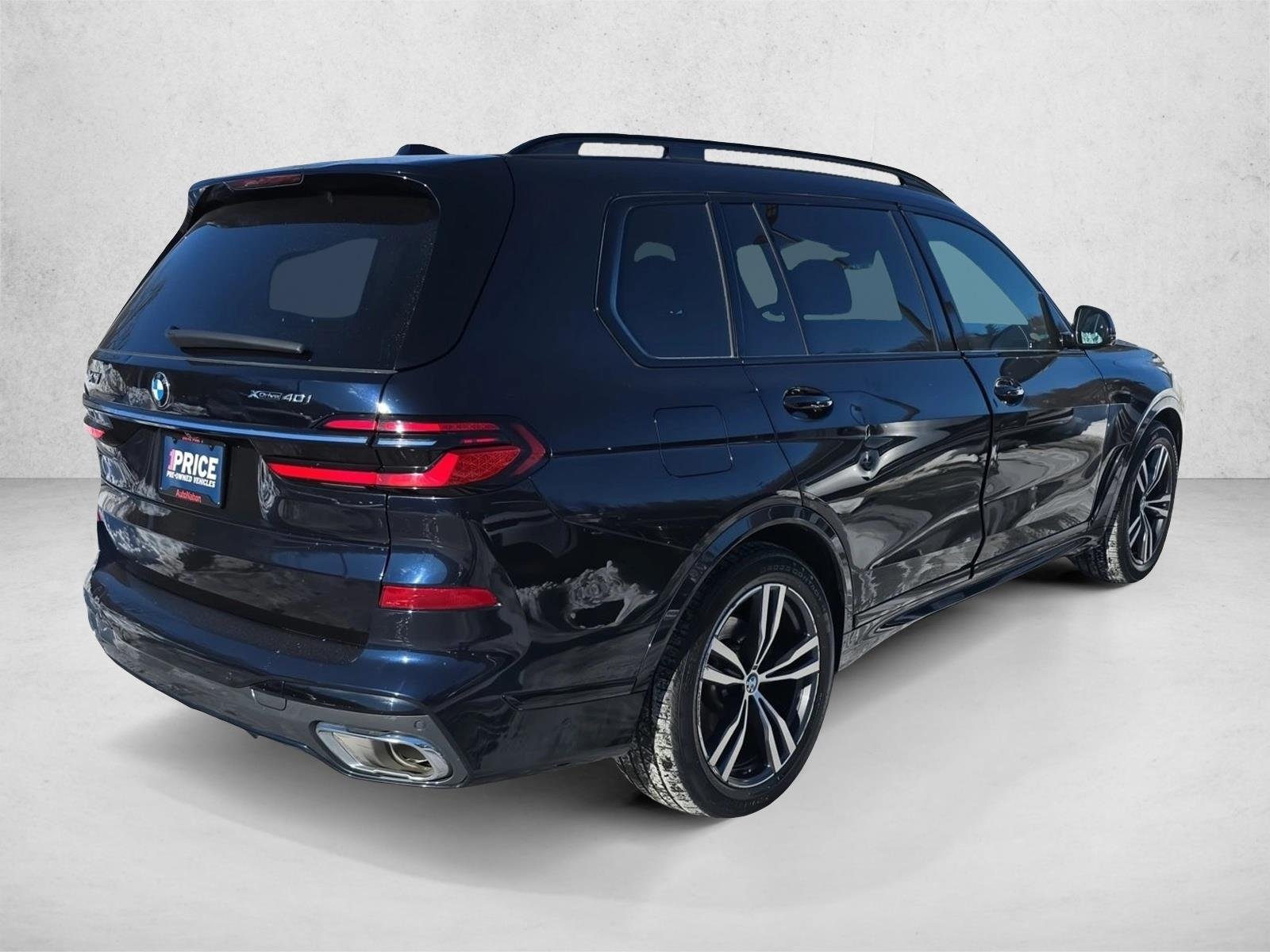 Used 2023 Carbon Black Metallic BMW xDrive40i image 5
