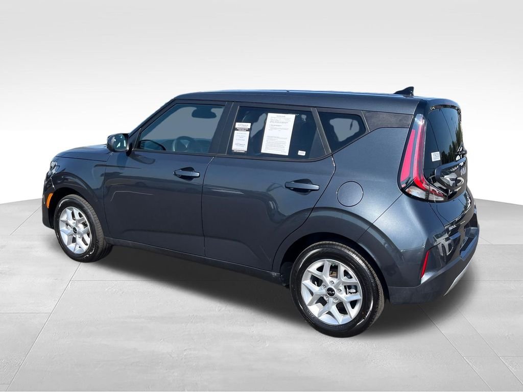 Used 2025 Gray Kia LX image 3