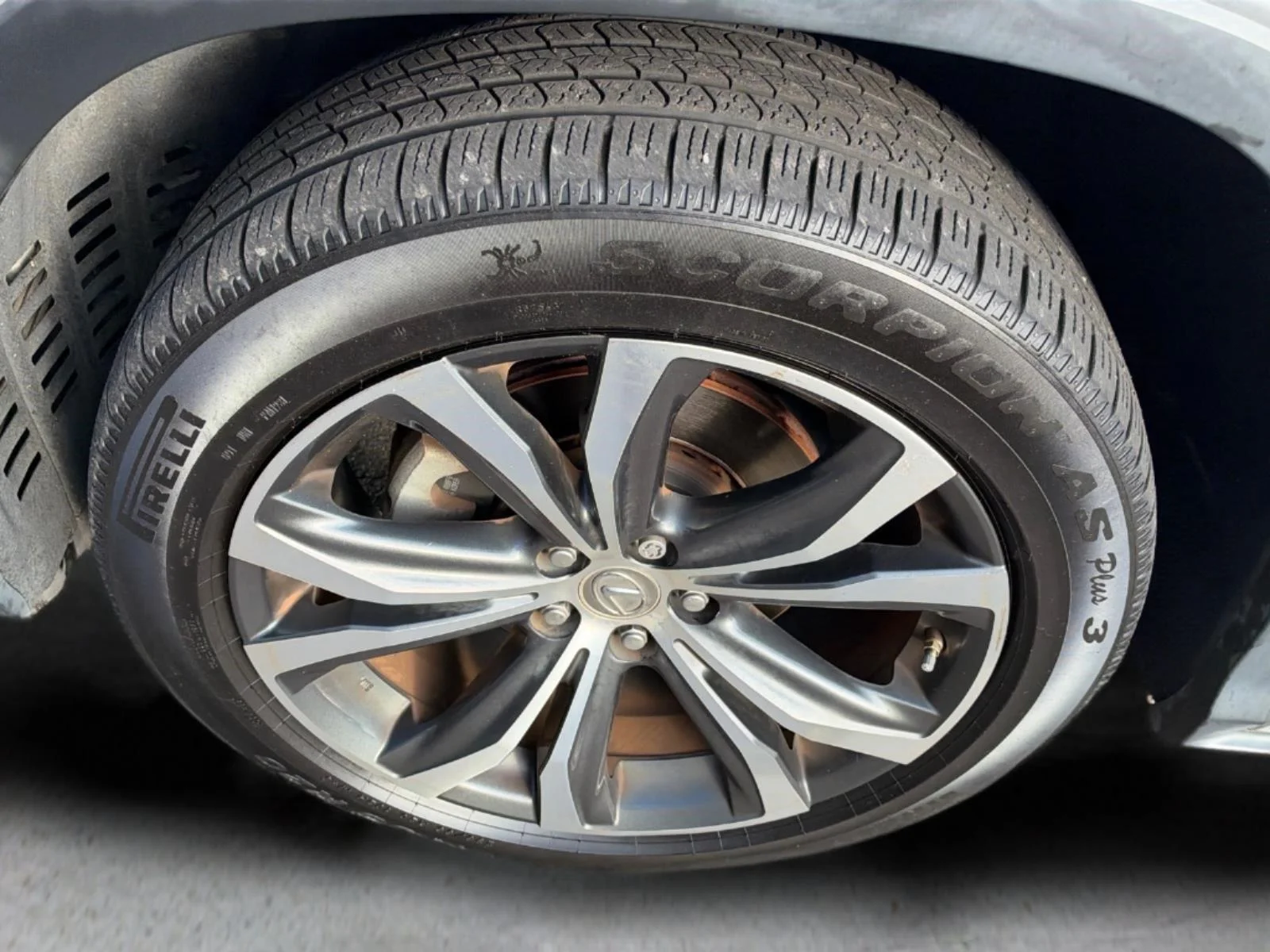 Used 2017 Silver Lining Metallic Lexus RX 350 image 14