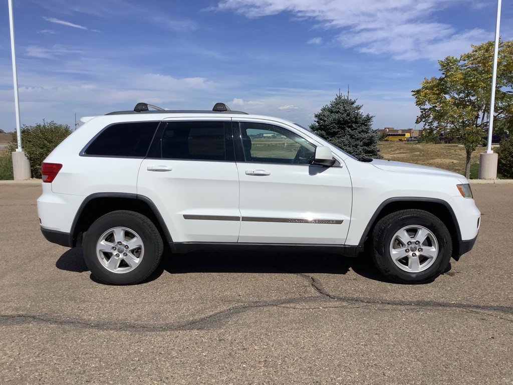 Used 2013 Jeep Grand Cherokee Laredo with VIN 1C4RJFAG5DC555694 for sale in Dacono, CO