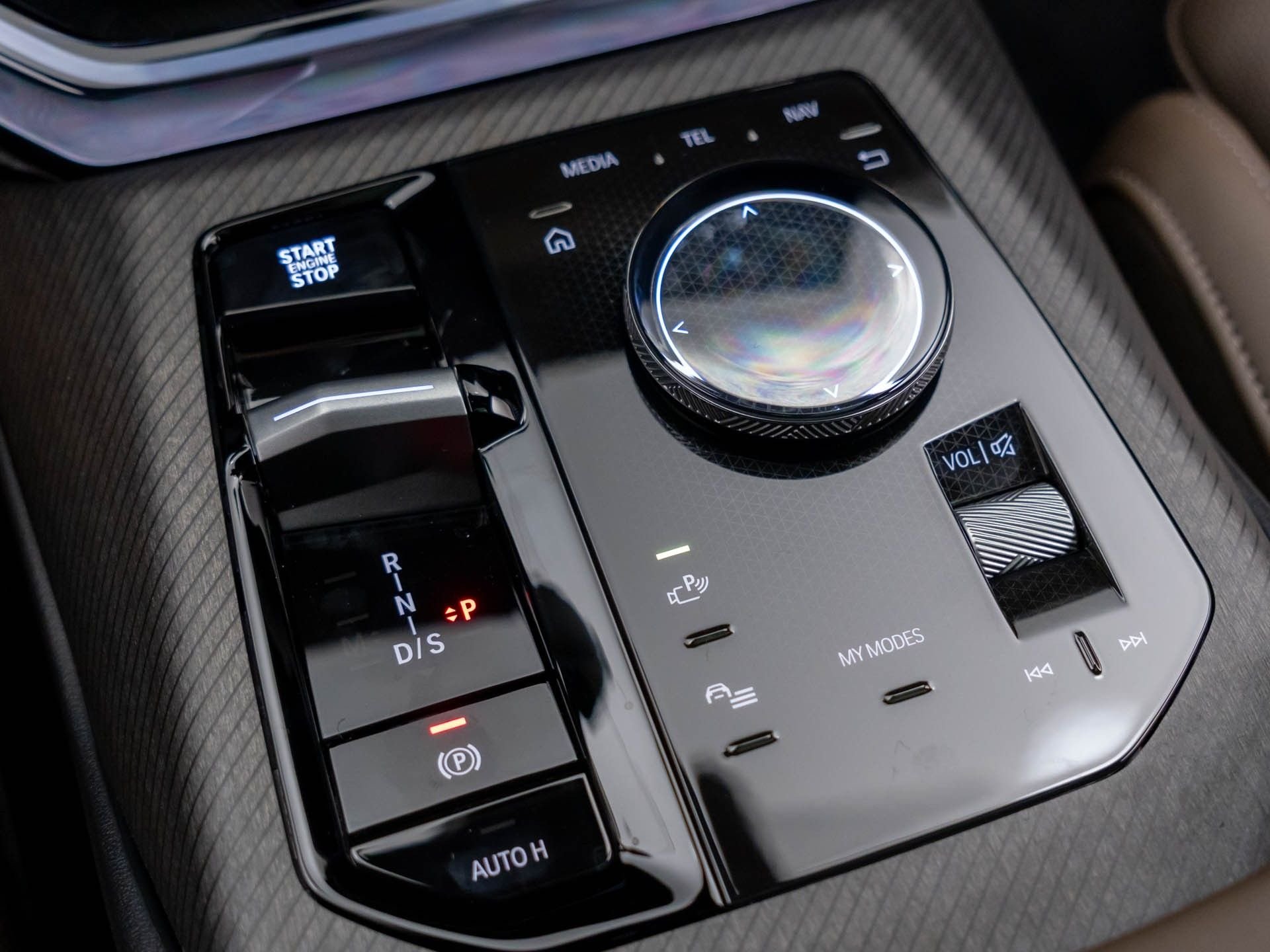 New 2026 Black Sapphire Metallic BMW 30 xDrive image 29