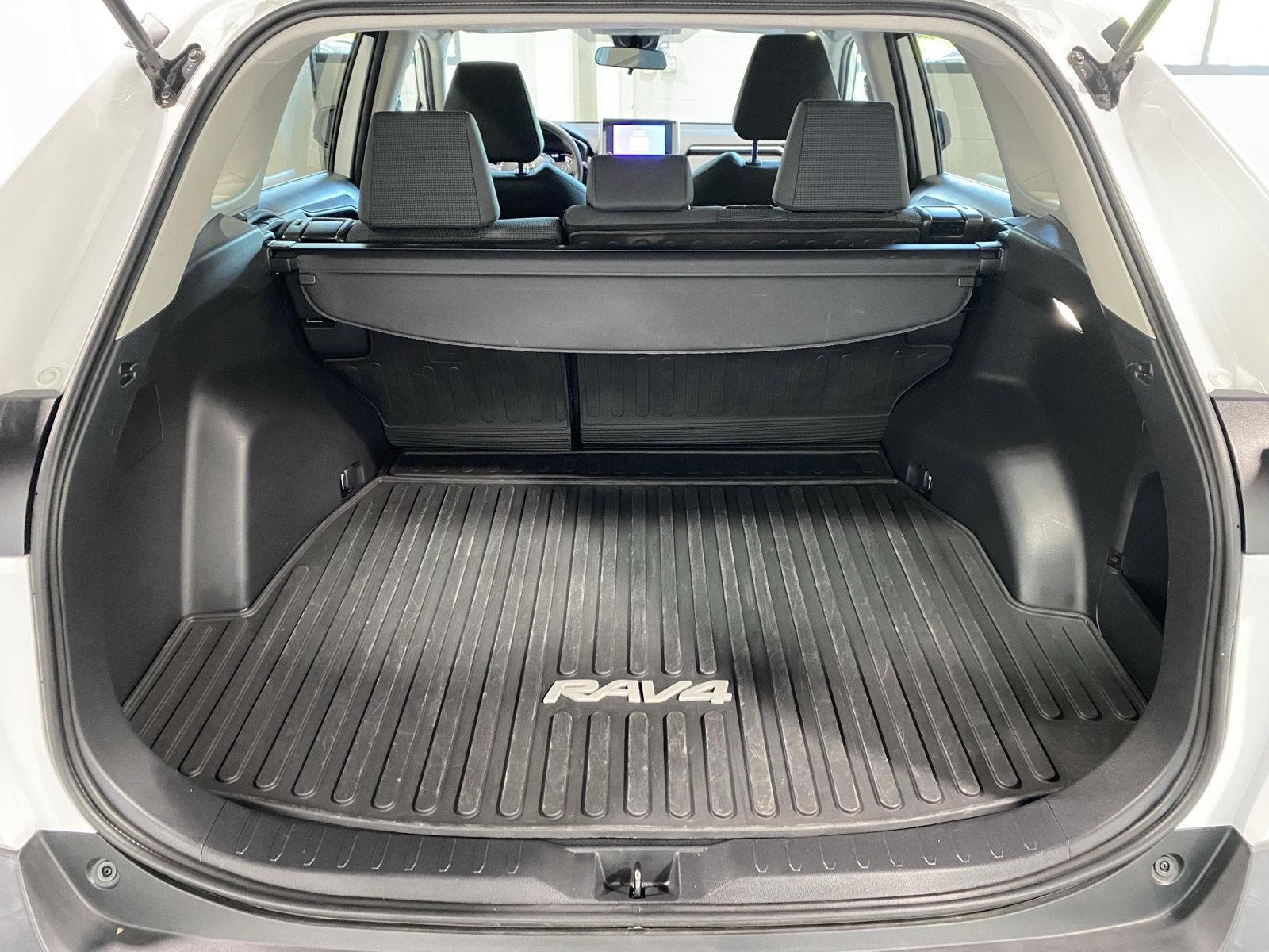 Used 2023 Ice Cap Toyota LE image 19