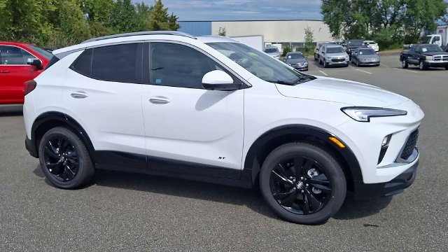 2026 Buick Encore GX Sport Touring - Photo 3