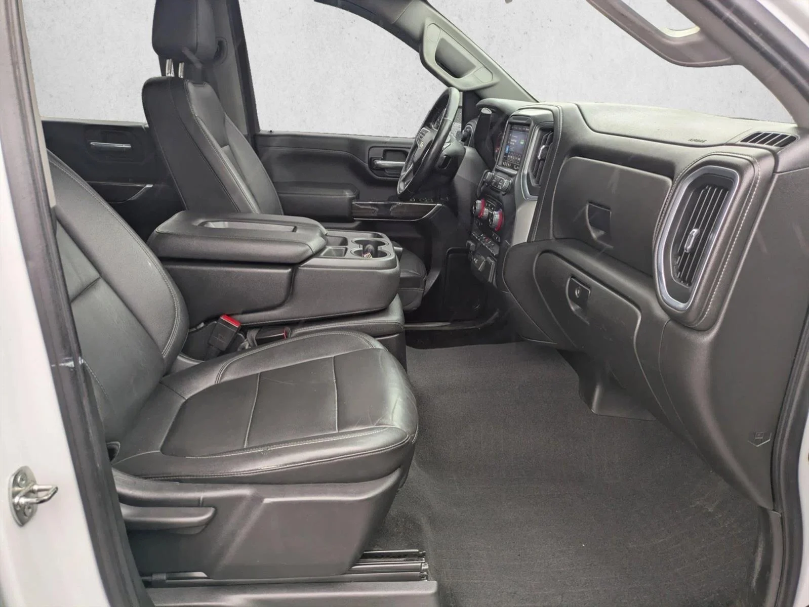 Used 2022 Summit White Chevrolet LT image 21