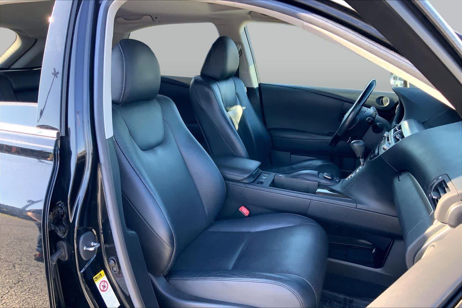 Used 2014 Obsidian Lexus  image 9