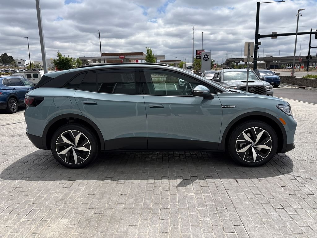 New 2026 Arctic Blue Metallic Volkswagen Pro S image 6