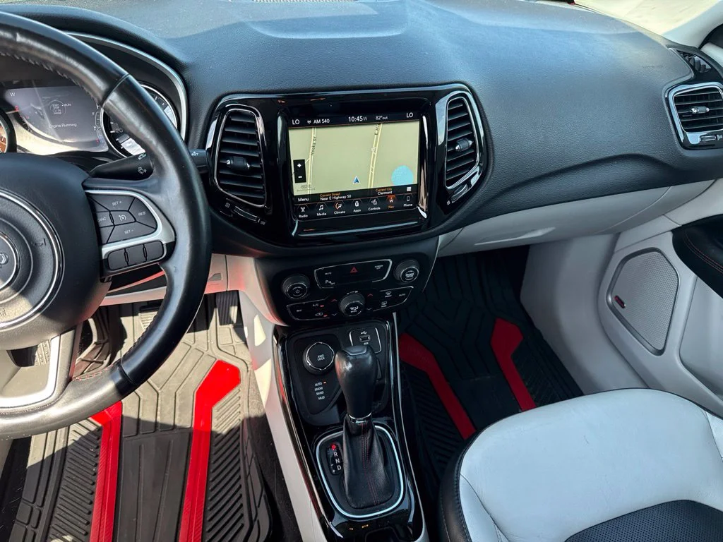 Used 2018 Redline Pearlcoat Jeep Limited image 8