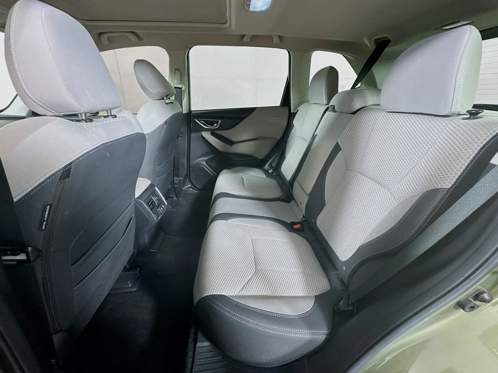 Used 2020 Green Subaru Premium image 29
