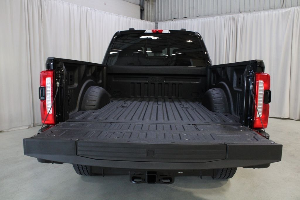New 2026 Agate Black Metallic Ford Lariat image 31