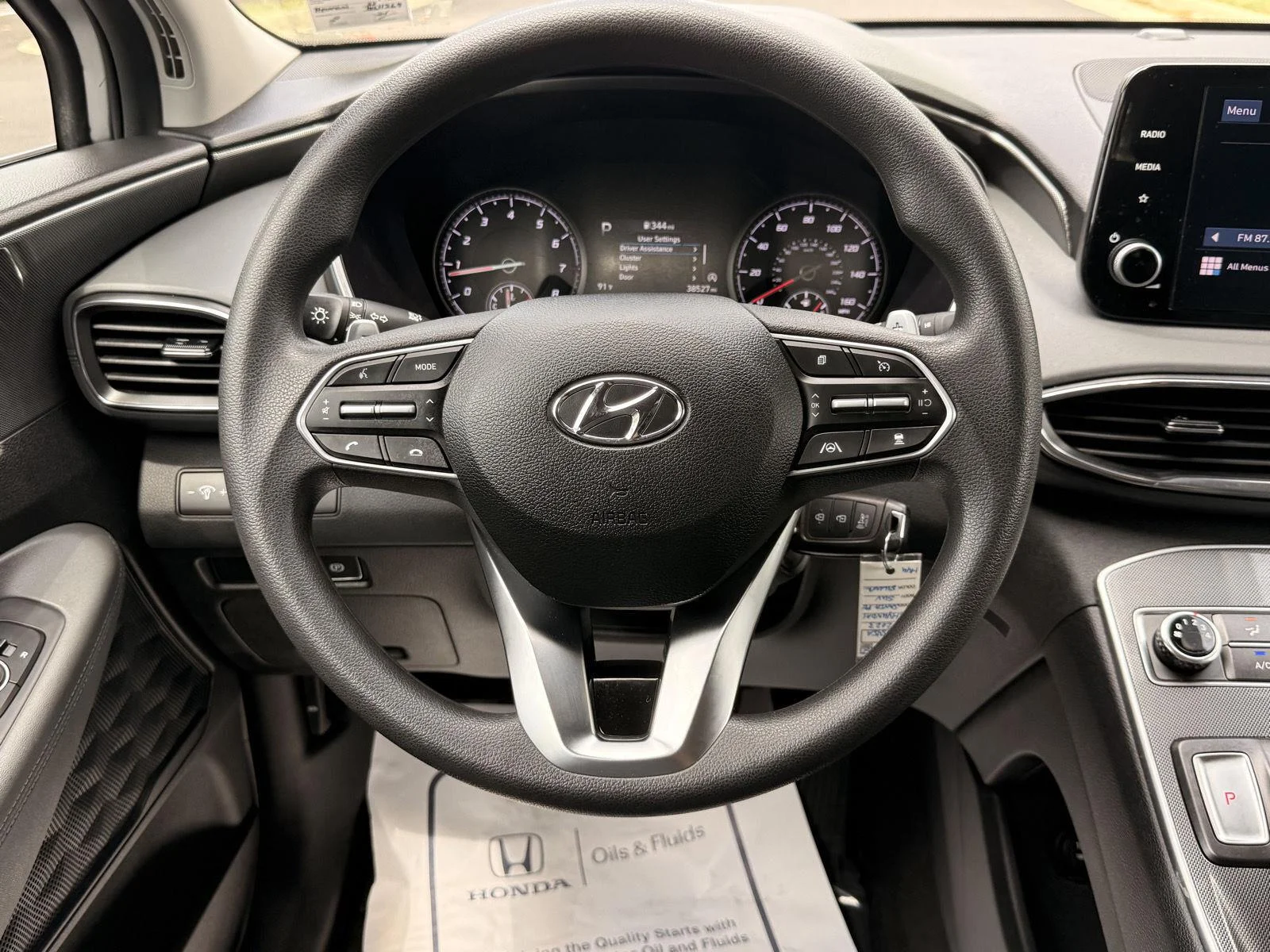 Used 2023 Shimmering Silver Hyundai SE image 22