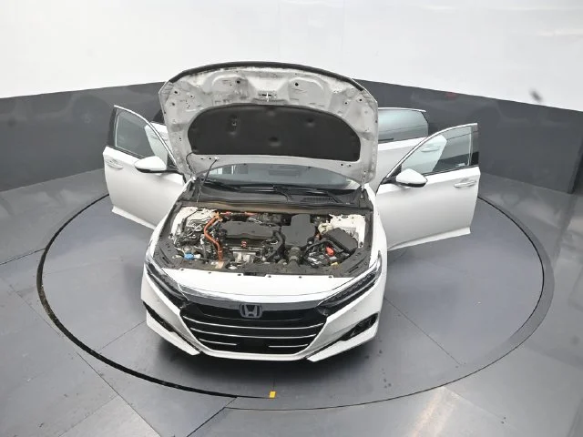 Used 2021 White Honda Touring image 40