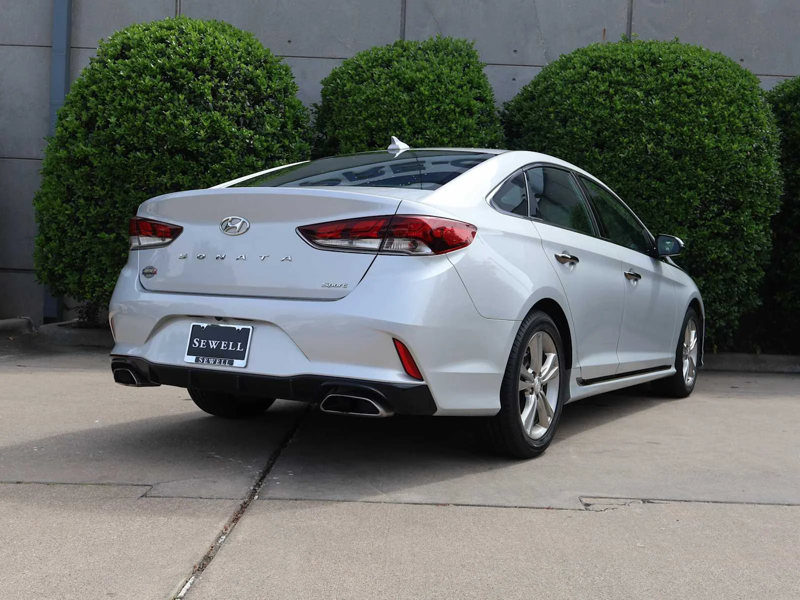 Used 2019 Symphony Silver Hyundai Sport image 8