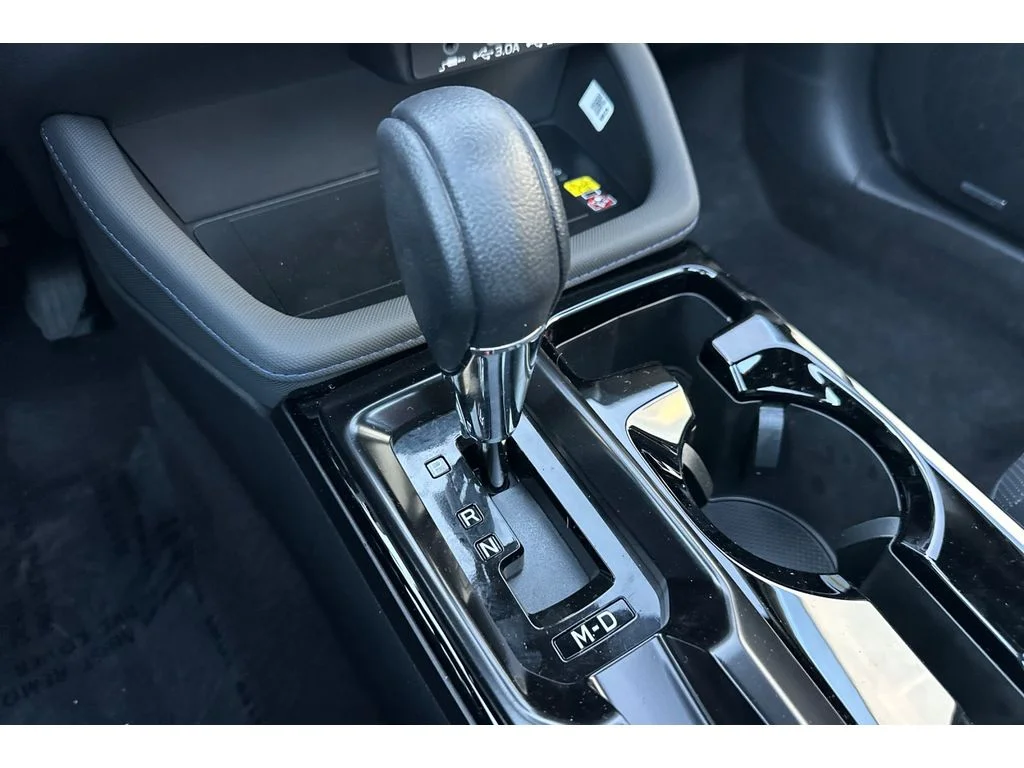 New 2026 CRYSTAL BLACK SILICA Subaru Limited image 21