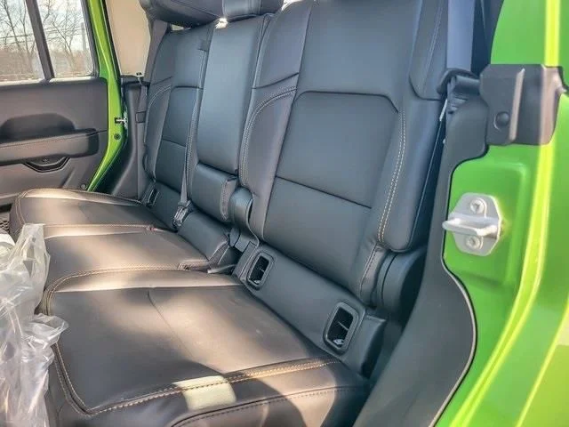 New 2026 Mojito Jeep Sahara image 12