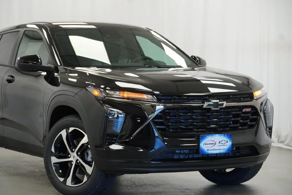 New 2026 Mosaic Black Metallic Chevrolet 1RS image 7