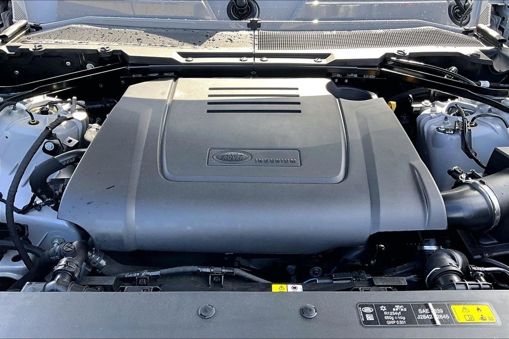 New 2026 Borasco Grey Metallic Land Rover S image 11