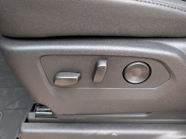 2026 Chevrolet Silverado 1500 ZR2 - Photo 13